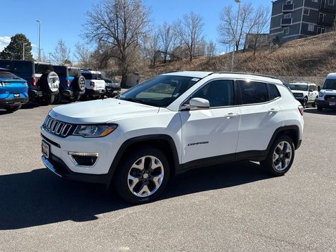 Used 2021 Jeep Compass Limited image 3