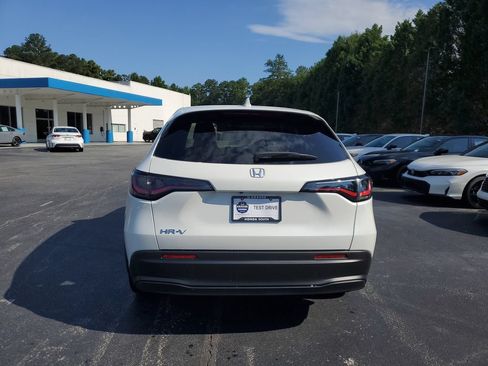 New 2027 Honda HR-V LX image 6