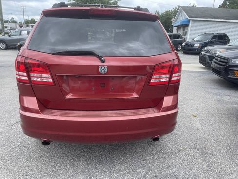 Used 2010 Dodge Journey SXT w/ Flexible Seating Group FWD image 9