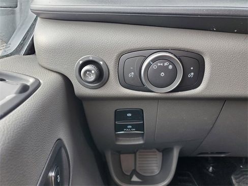 New 2025 Ford Transit 250 148 Medium Roof image 26