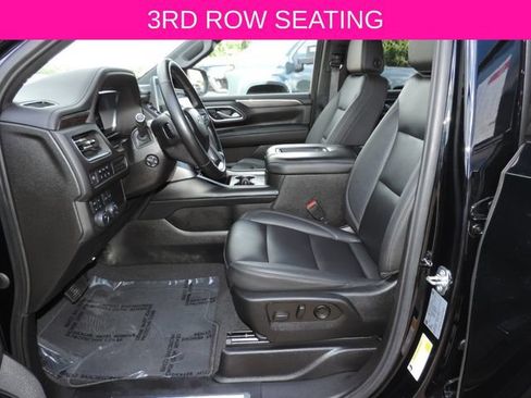 Used 2023 Chevrolet Suburban Z71 w/ Luxury Package AWD/4WD image 19