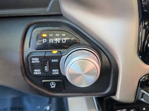 Used 2019 RAM 1500 Laramie image 18