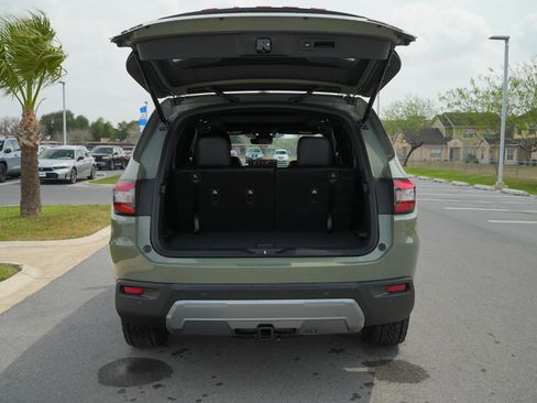 New 2026 Honda Pilot TrailSport image 7