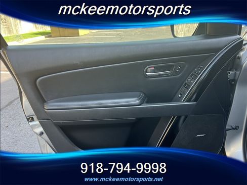 Used 2012 MAZDA CX-9 Touring w/ Moonroof & Bose Audio Pkg AWD/4WD image 18