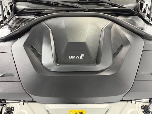 Used 2023 BMW i4 eDrive40 RWD image 34