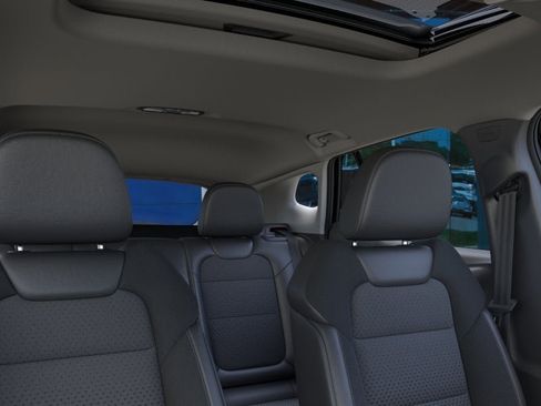 New 2026 Chevrolet Trax LT w/ Sunroof Package FWD image 48