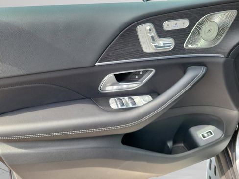 Certified 2026 Mercedes-Benz GLS 450 4MATIC image 12