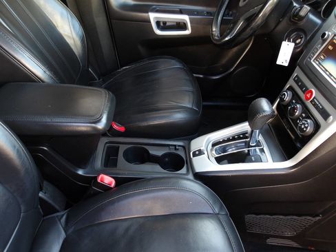 Used 2014 Chevrolet Captiva Sport LTZ FWD image 18