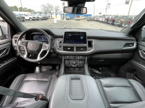 Used 2024 Chevrolet Tahoe Z71 w/ Luxury Package image 30