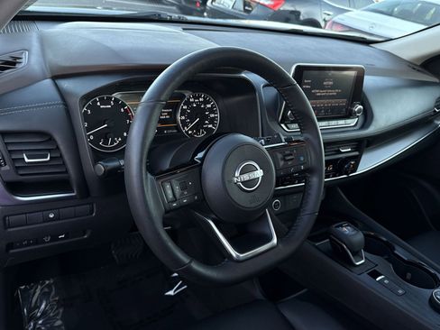 Used 2023 Nissan Rogue SV w/ SV Premium B Package AWD/4WD image 16