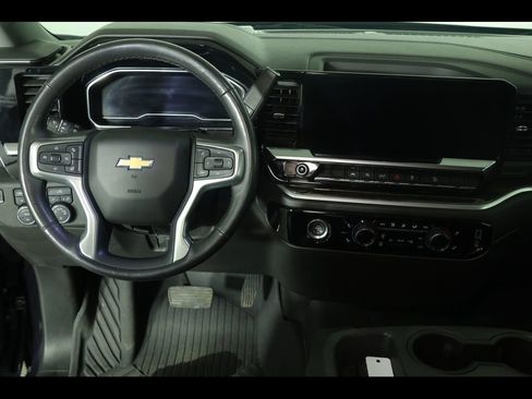 Used 2022 Chevrolet Silverado 1500 LT image 16