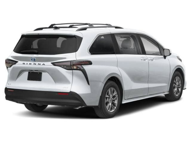 Certified 2025 Toyota Sienna XLE FWD image 2