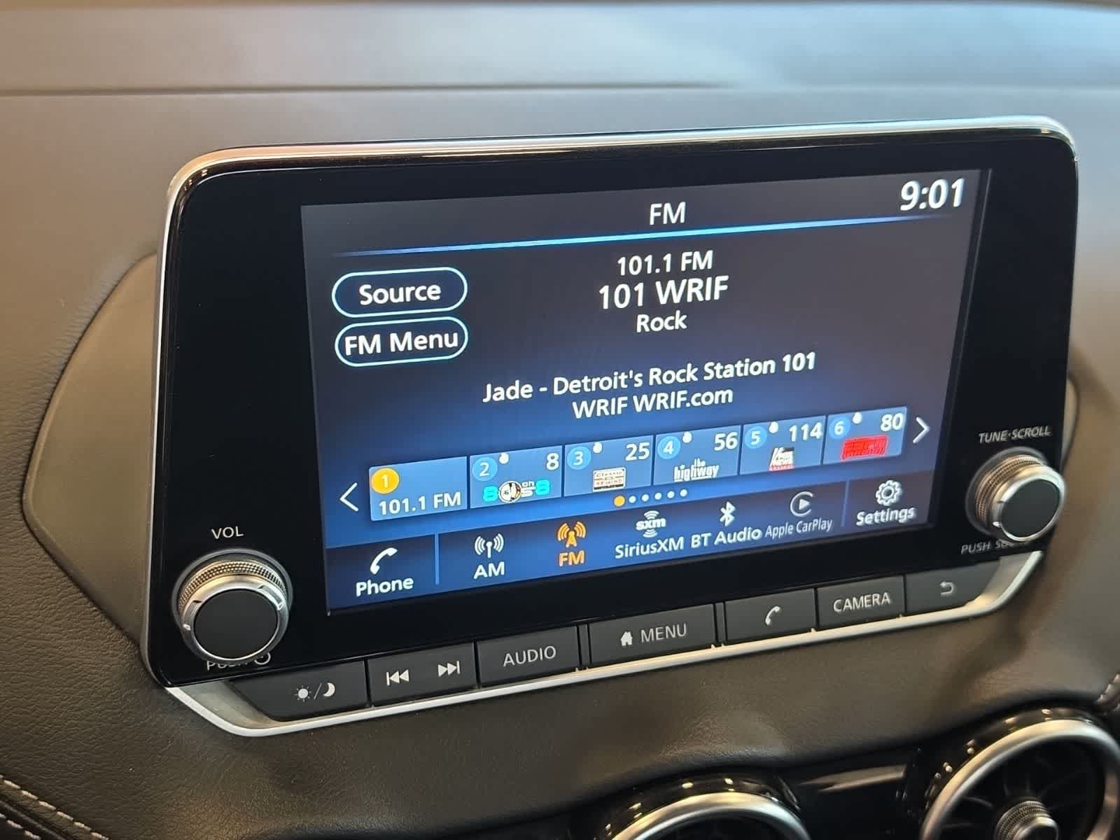 Used 2025 Nissan Sentra SV FWD image 27