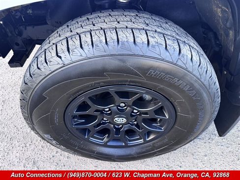 Used 2022 Toyota Tacoma SR5 RWD image 38