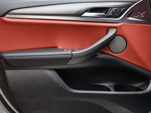 Used 2025 BMW X4 xDrive30i w/ Premium Package image 20