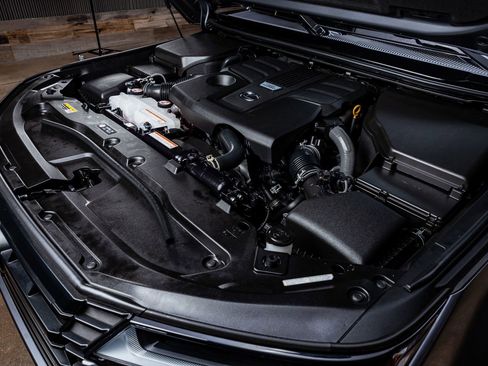 Used 2025 Lexus GX 550 image 41