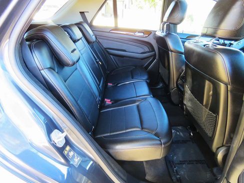Used 2013 Mercedes-Benz ML 350 4MATIC image 17