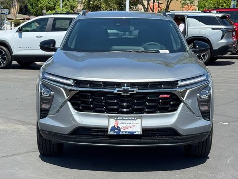 New 2026 Chevrolet Trax RS w/ Driver Confidence Package FWD image 2