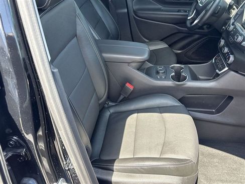 Certified 2024 GMC Terrain SLT AWD/4WD image 26