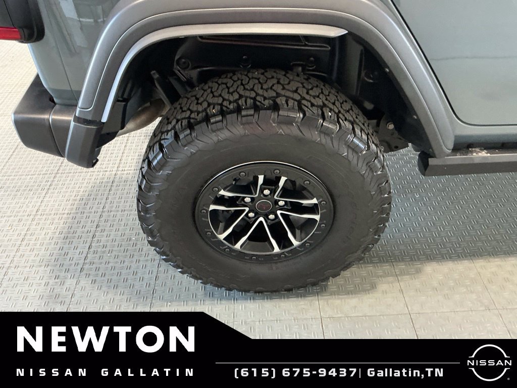 Used 2024 Jeep Wrangler Unlimited Rubicon AWD/4WD image 55