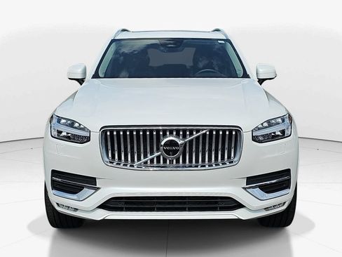 Used 2024 Volvo XC90 B5 Plus w/ Protection Package Premier AWD/4WD image 12