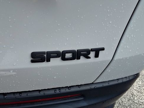 Used 2024 Honda HR-V Sport image 31