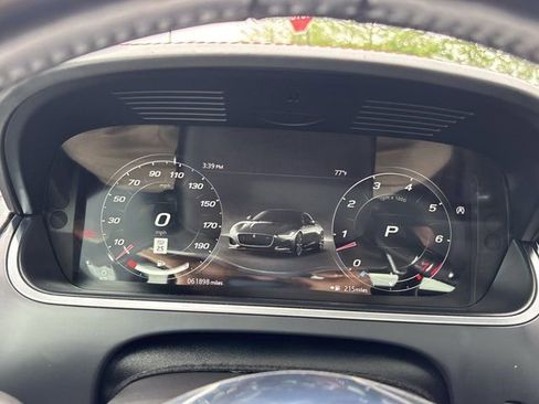 Used 2022 Jaguar F-TYPE Coupe RWD image 27