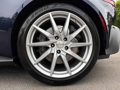 Used 2020 Aston Martin V8 Vantage Coupe RWD image 42