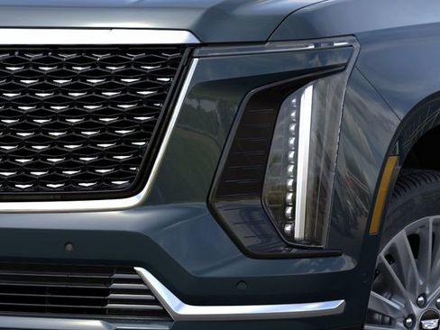 New 2026 Cadillac Escalade ESV Luxury AWD/4WD image 10