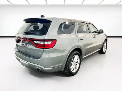 Used 2023 Dodge Durango GT RWD image 4