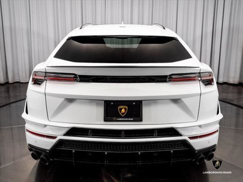 Used 2024 Lamborghini Urus S AWD/4WD image 11