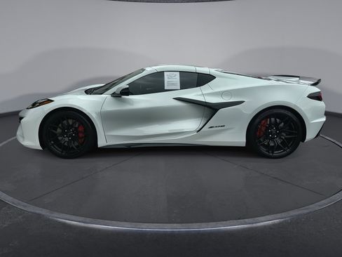 Certified 2023 Chevrolet Corvette Z06 RWD image 6