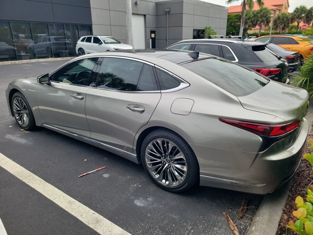 Used 2021 Lexus LS 500 AWD w/ Interior Upgrade Package image 3