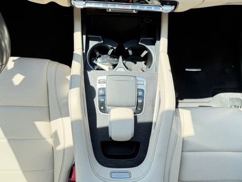 Used 2020 Mercedes-Benz GLE 350 4MATIC image 24