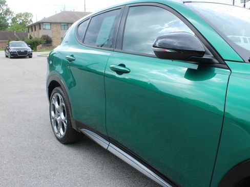 Used 2025 Alfa Romeo Tonale AWD/4WD image 48
