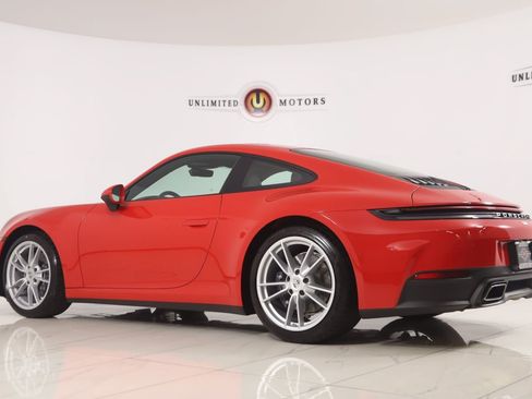 Used 2025 Porsche 911 Carrera RWD image 33