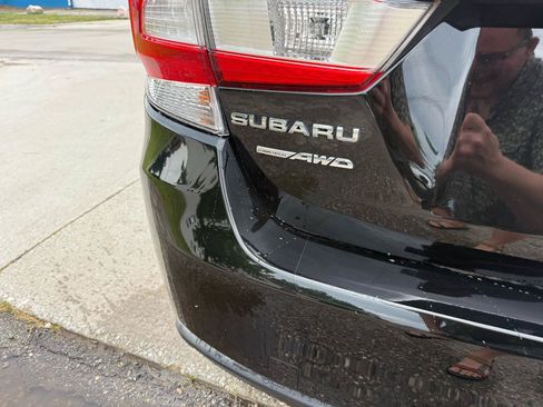 Used 2018 Subaru Impreza 2.0i Premium AWD/4WD image 7
