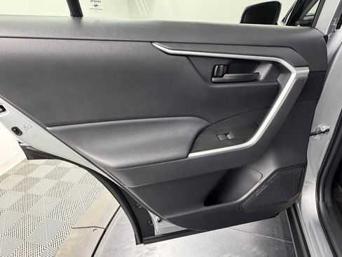 Certified 2025 Toyota RAV4 LE FWD image 36