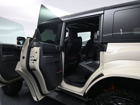 Used 2026 Ford Bronco Raptor w/ Interior Carbon Fiber Pack AWD/4WD image 18