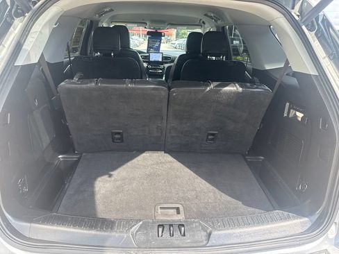 Used 2022 Ford Explorer Limited w/ Equipment Group 301A RWD image 28