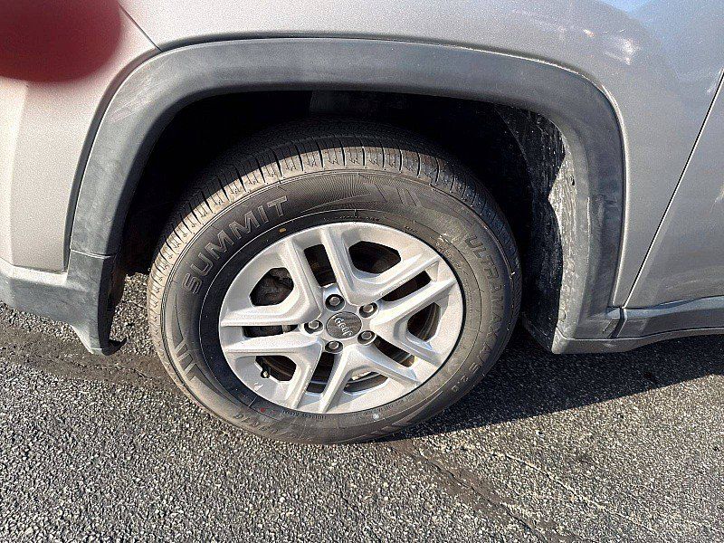 Used 2019 Jeep Compass Sport FWD image 23