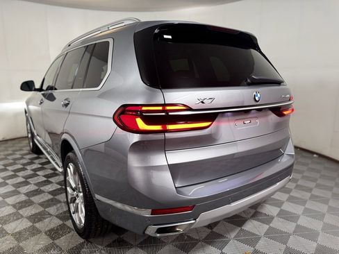 Used 2023 BMW X7 xDrive40i image 6