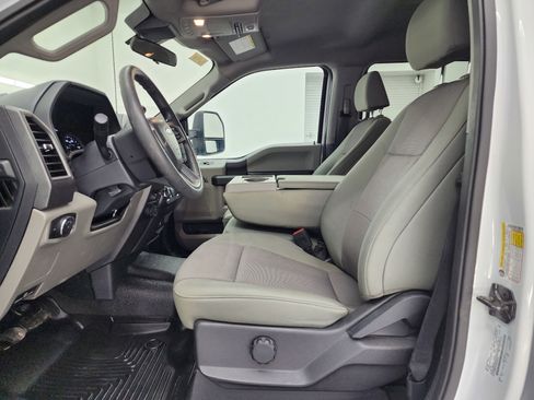 Used 2022 Ford F350 XL w/ STX Appearance Package image 8