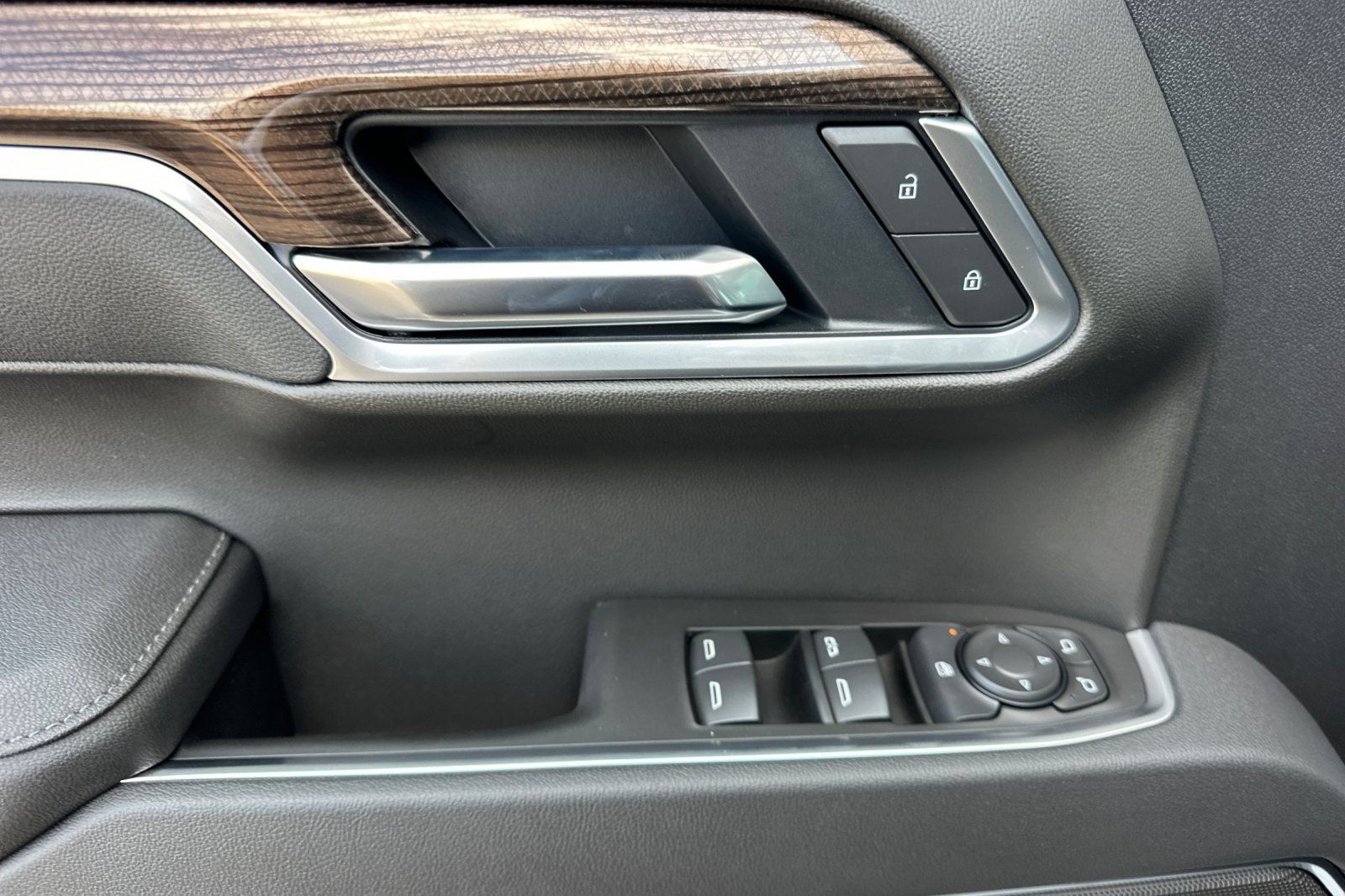 New 2026 Chevrolet Silverado 1500 LT AWD/4WD image 11