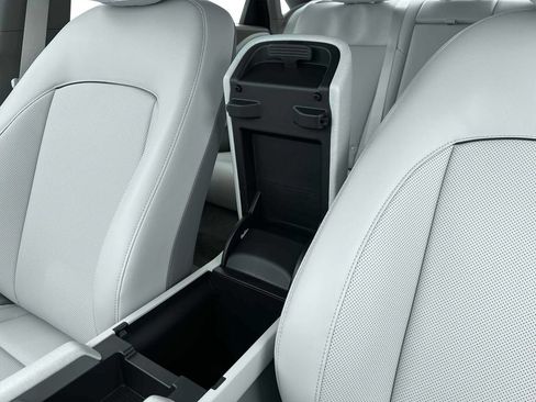 New 2025 Hyundai Ioniq 6 SEL RWD image 18