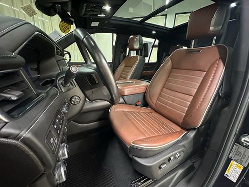 Certified 2023 GMC Yukon Denali Ultimate image 29