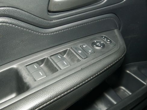 Used 2025 Honda Odyssey Sport-L image 32