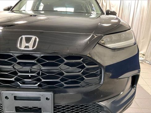 Used 2023 Honda HR-V LX image 32
