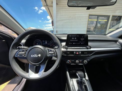 Used 2024 Kia Forte LXS FWD image 31
