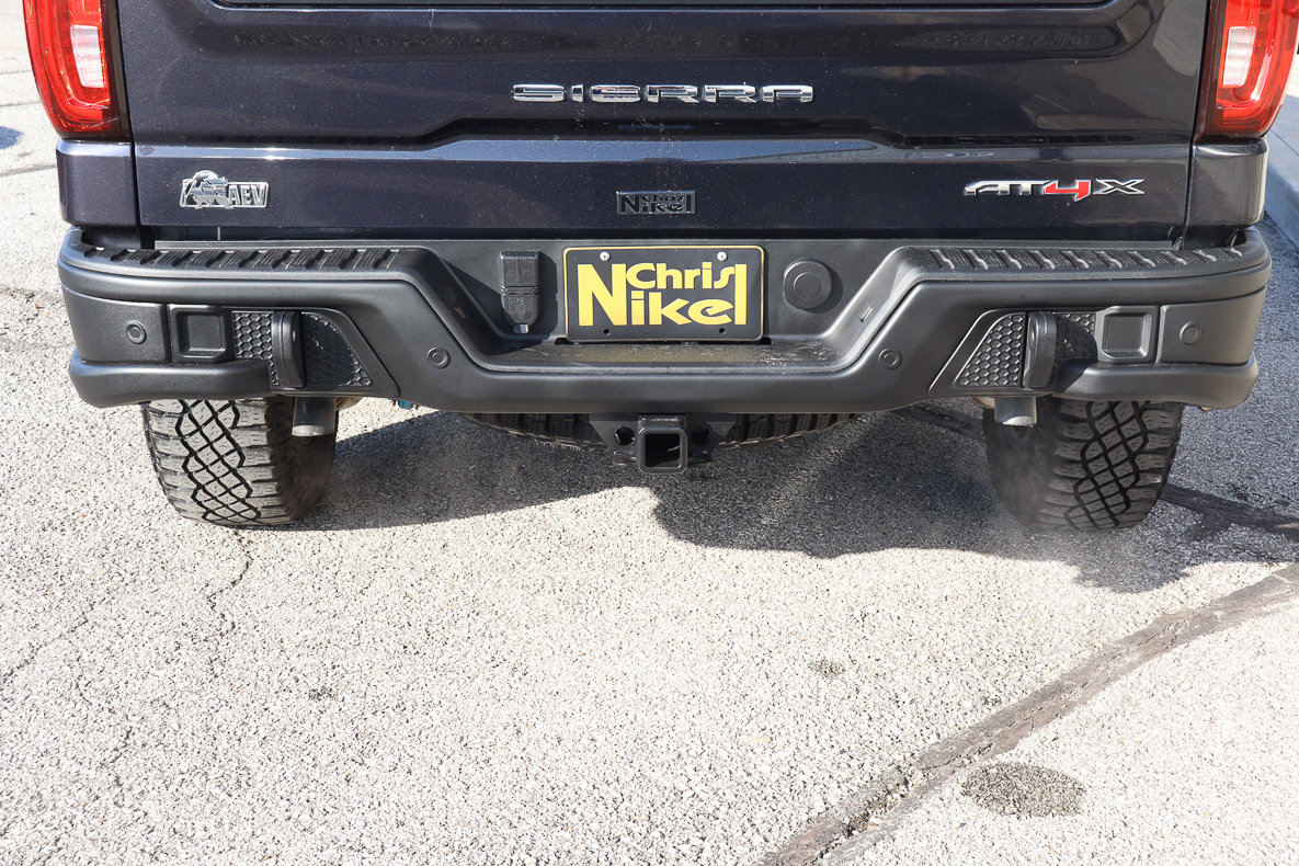 Used 2023 GMC Sierra 1500 AT4X w/ AT4X AEV Edition AWD/4WD image 13